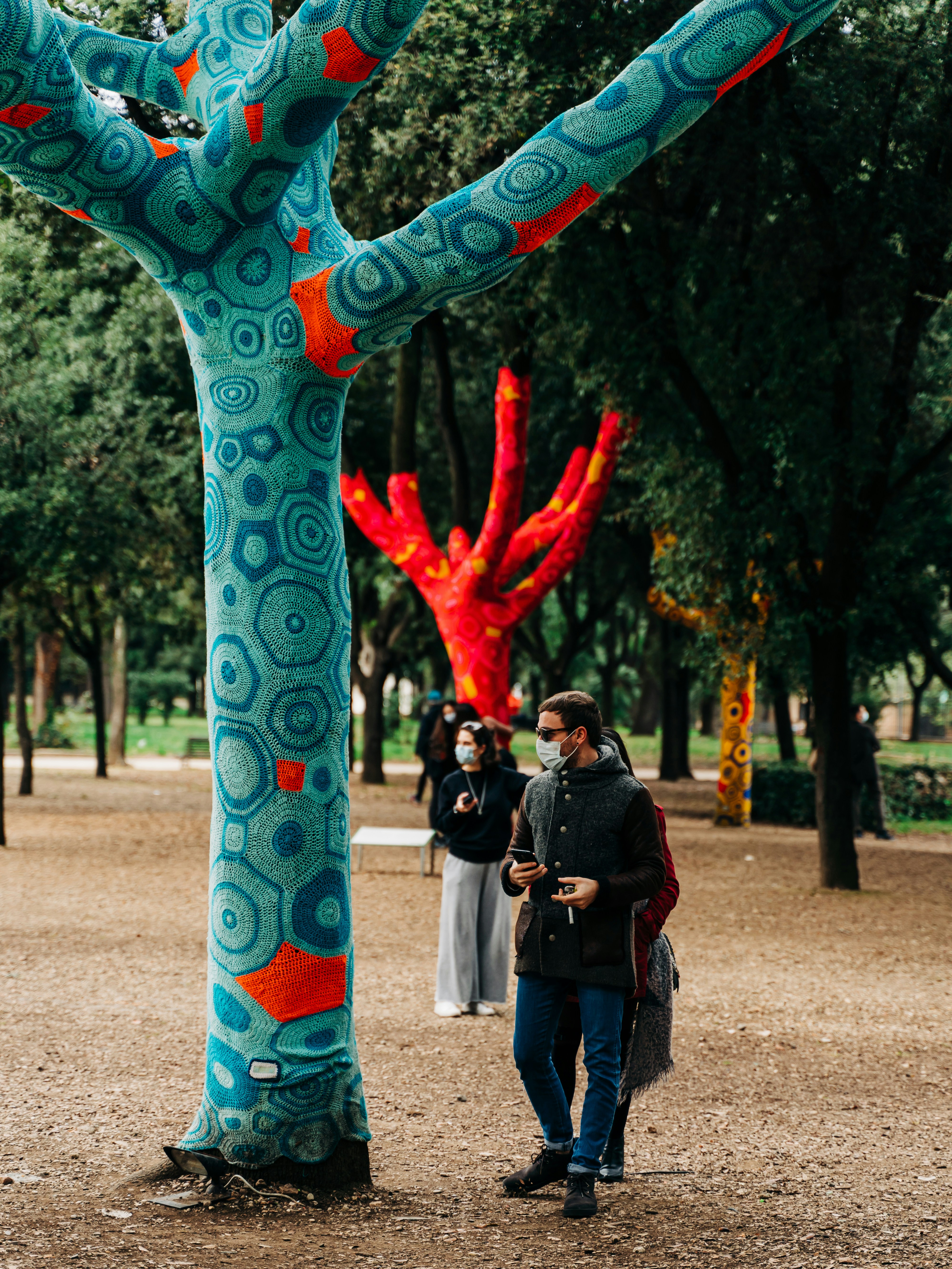 Tree that has been crocheted